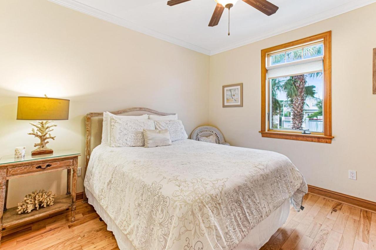 59 Captain'S View Tybee Island Exterior photo